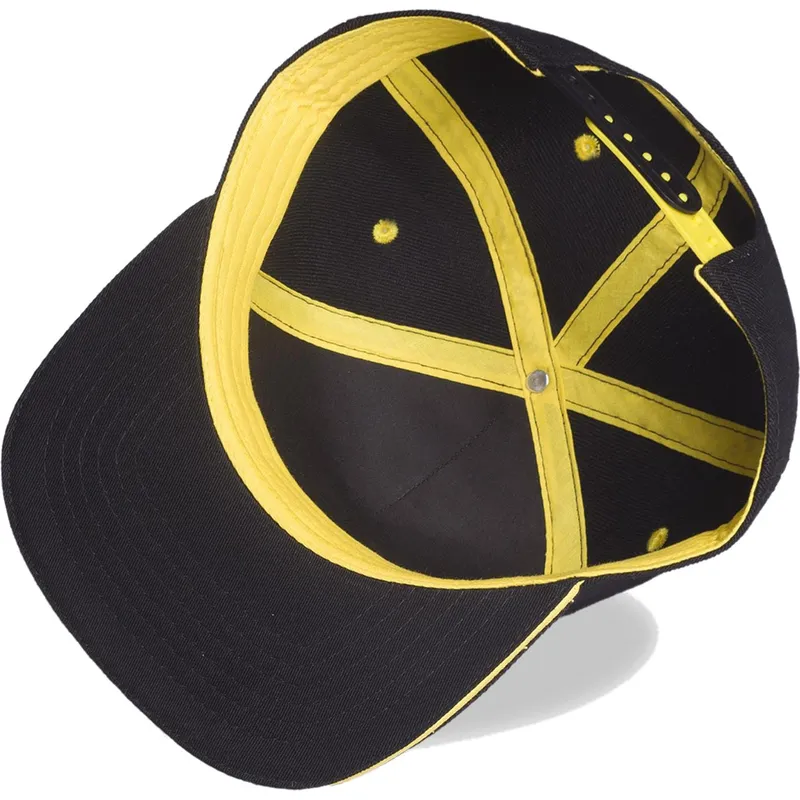 svart-och-gul-platt-snapback-keps-pikachu-angry-pokemon-fran-difuzed