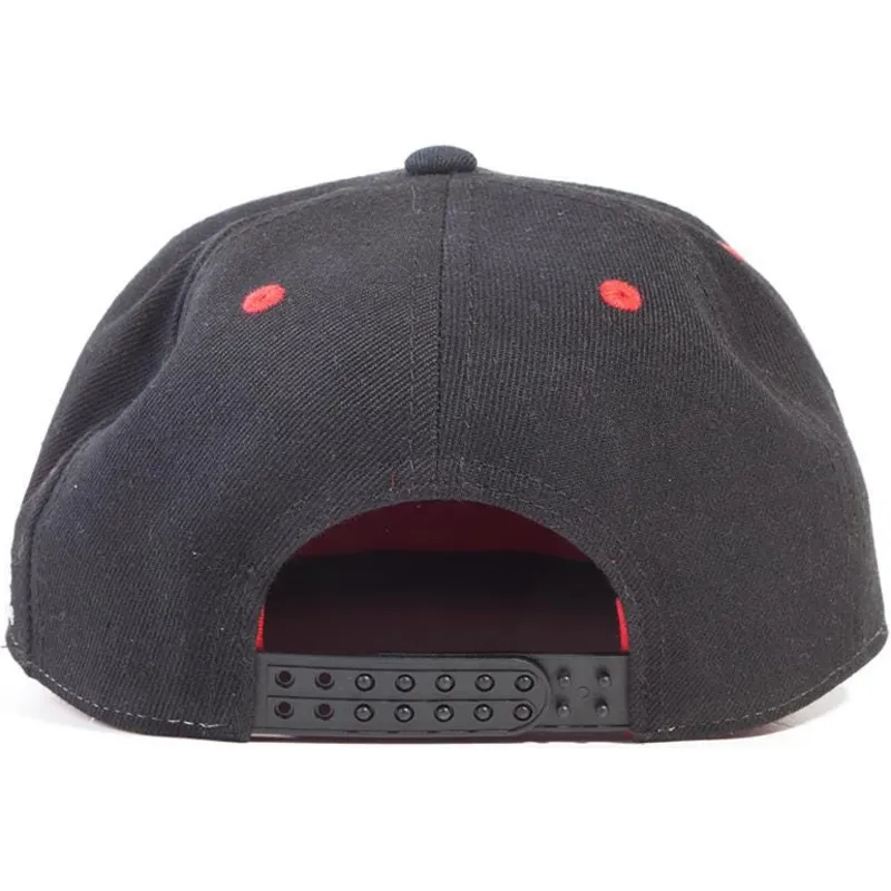 kepsar-plana-svart-snapback-av-difuzed