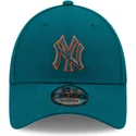 kepsar-curva-bla-justerbart-band-9forty-pop-outline-fran-new-york-yankees-mlb-av-new-era