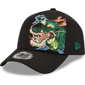 svart-bojd-skarm-snapback-keps-9forty-e-frame-tattoo-pack-med-drake-fran-new-era