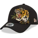 svart-bojd-snapback-keps-9forty-e-frame-tattoo-pack-med-tiger-fran-new-era