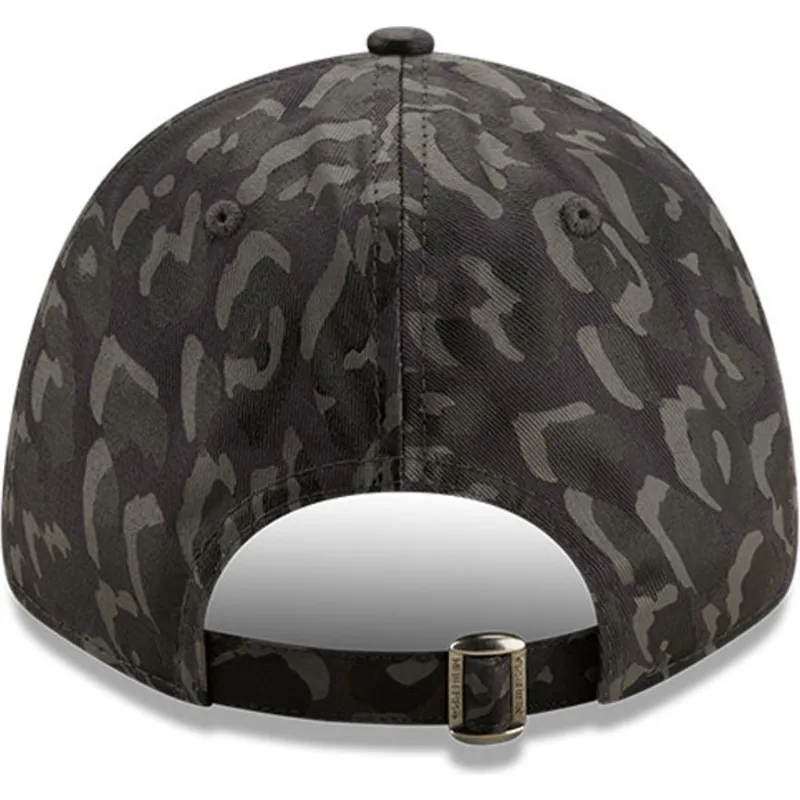 kepsar-curva-kamouflage-justerbart-band-negro-9forty-all-over-camo-fran-chicago-bulls-nba-av-new-era