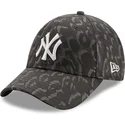 bojd-keps-svart-kamouflage-justerbar-9forty-all-over-camo-new-york-yankees-mlb-fran-new-era