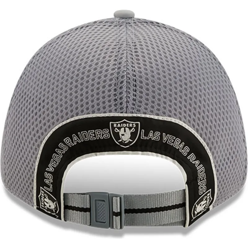 kepsar-curva-gra-justerbart-band-9forty-team-arch-fran-las-vegas-raiders-nfl-av-new-era