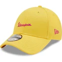 justerbar-gul-bojd-keps-9forty-essential-fran-vespa-piaggio-av-new-era