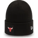 mossor-svart-team-cuff-fran-chicago-bulls-nba-av-new-era