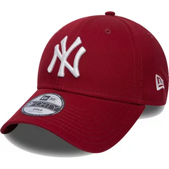 Justerbar röd kurvad keps för barn 9FORTY League Essential från New York Yankees MLB av New Era