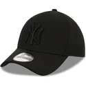 svart-bojd-keps-justerbar-med-svart-logotyp-39thirty-diamond-era-fran-new-york-yankees-mlb-av-new-era
