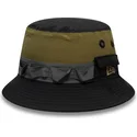 bucket-svart-och-gron-panelled-adventure-fran-new-era