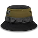 bucket-svart-och-gron-panelled-adventure-fran-new-era