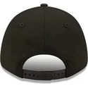 svart-bojd-snapback-keps-9forty-black-base-chicago-bulls-nba-fran-new-era