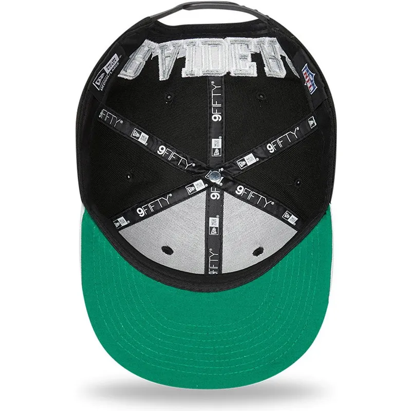 kepsar-plana-svart-snapback-9fifty-team-arch-fran-las-vegas-raiders-nfl-av-new-era kepsar-plana-svart-snapback-9fifty-team-arch-fran-las-vegas-raiders-nfl-av-new-era