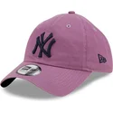 new-era-new-york-yankees-mlb-9twenty-essential-casual-classic-justerbar-lila-bojd-keps-med-svart-logotyp