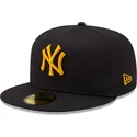 morkbla-plattkeps-med-gult-new-york-yankees-logo-59fifty-league-essential-av-new-era-mlb