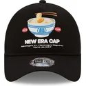 new-era-svart-truckerkeps-ramen-food-pack