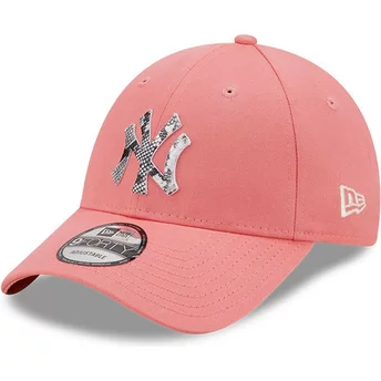 New Era Curved Brim 9FORTY Infill New York Yankees MLB Pink Adjustable Cap