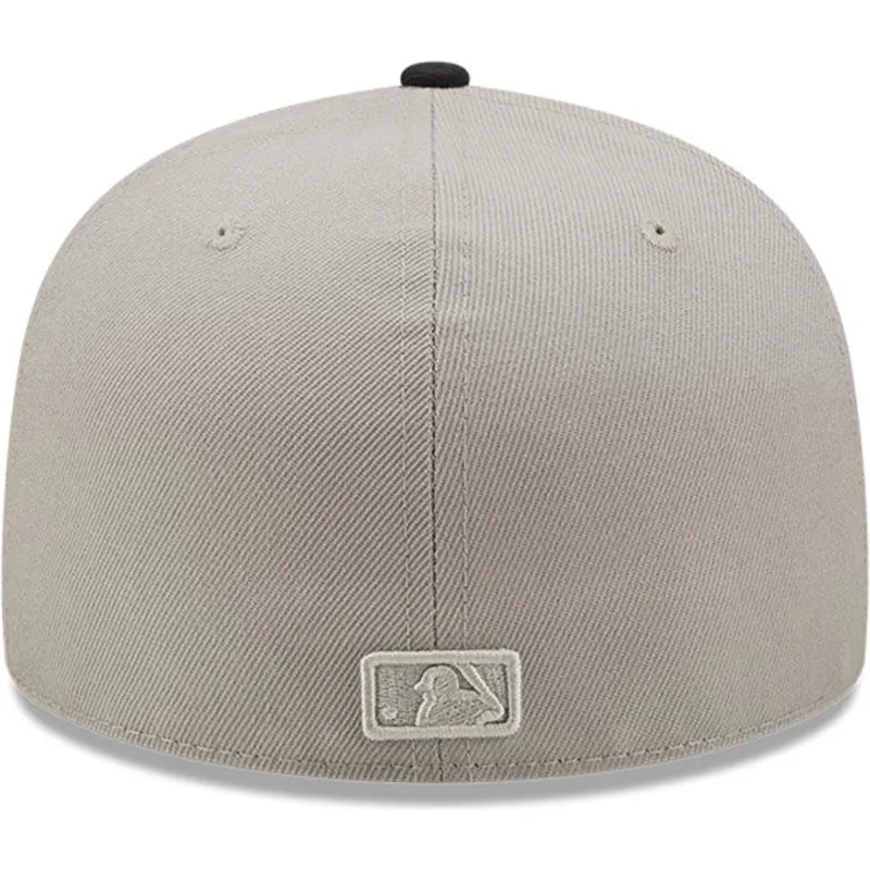 kepsar-plana-gra-justerad-59fifty-parche-lateral-fran-new-york-yankees-mlb-av-new-era