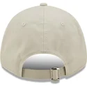 beige-justerbar-9forty-sporty-keps-med-bojd-skarm-patricio-estrella-svampbob-fran-new-era