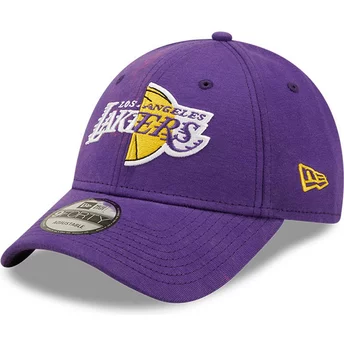 Justerbar lila böjd keps 9FORTY Washed Pack Split Logo från Los Angeles Lakers NBA av New Era