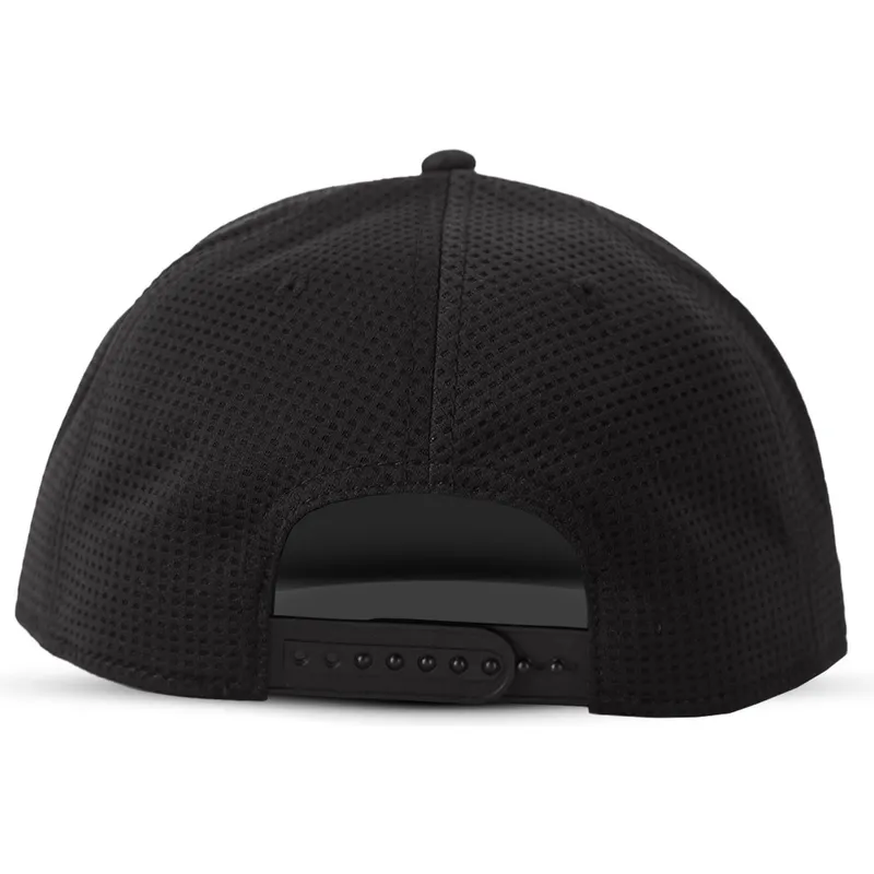 kepsar-plana-svart-snapback-av-difuzed