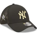 new-era-new-york-yankees-mlb-39thirty-all-star-game-svart-justerbar-truckerkeps-med-guldlogotyp