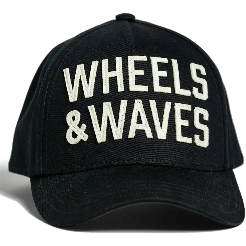 svart-bojd-keps-snapback-classic-ww22-fran-wheels-and-waves