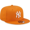 kepsar-plana-apelsin-snapback-9fifty-league-essential-fran-new-york-yankees-mlb-av-new-era