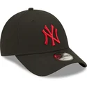 new-era-new-york-yankees-mlb-9forty-league-essential-svart-justerbar-bojd-keps-med-rod-logotyp