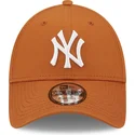 kepsar-curva-brun-justerbart-band-9forty-league-essential-fran-new-york-yankees-mlb-av-new-era