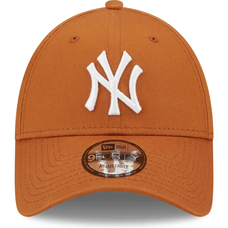 kepsar-curva-brun-justerbart-band-9forty-league-essential-fran-new-york-yankees-mlb-av-new-era