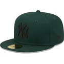 kepsar-plana-gron-justerad-59fifty-league-essential-fran-new-york-yankees-mlb-av-new-era