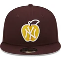 kepsar-plana-rod-snapback-granate-9fifty-ny-apple-fran-new-york-yankees-mlb-av-new-era