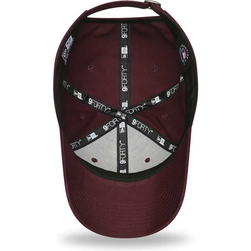 kepsar-curva-rod-justerbart-band-granate-9forty-league-essential-fran-new-york-yankees-mlb-av-new-era