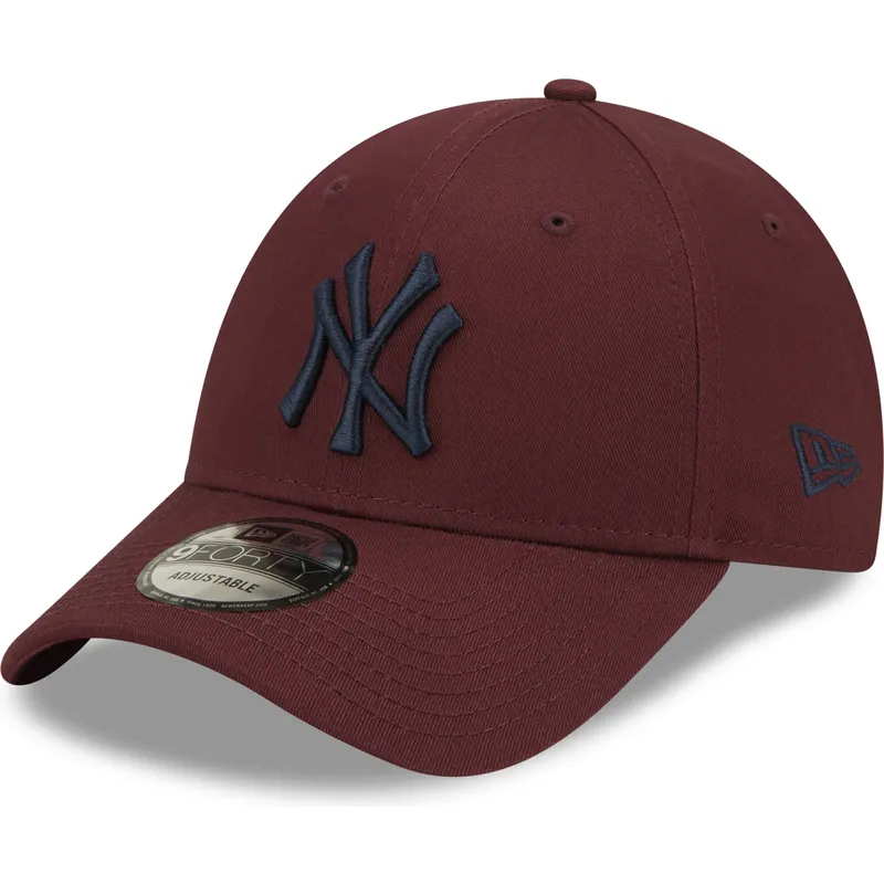 kepsar-curva-rod-justerbart-band-granate-9forty-league-essential-fran-new-york-yankees-mlb-av-new-era