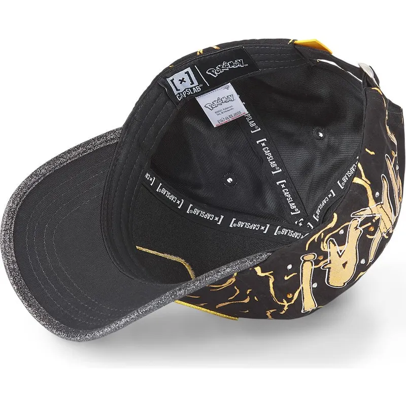 kepsar-curva-svart-justerbart-band-pikachu-pokemon-av-capslab