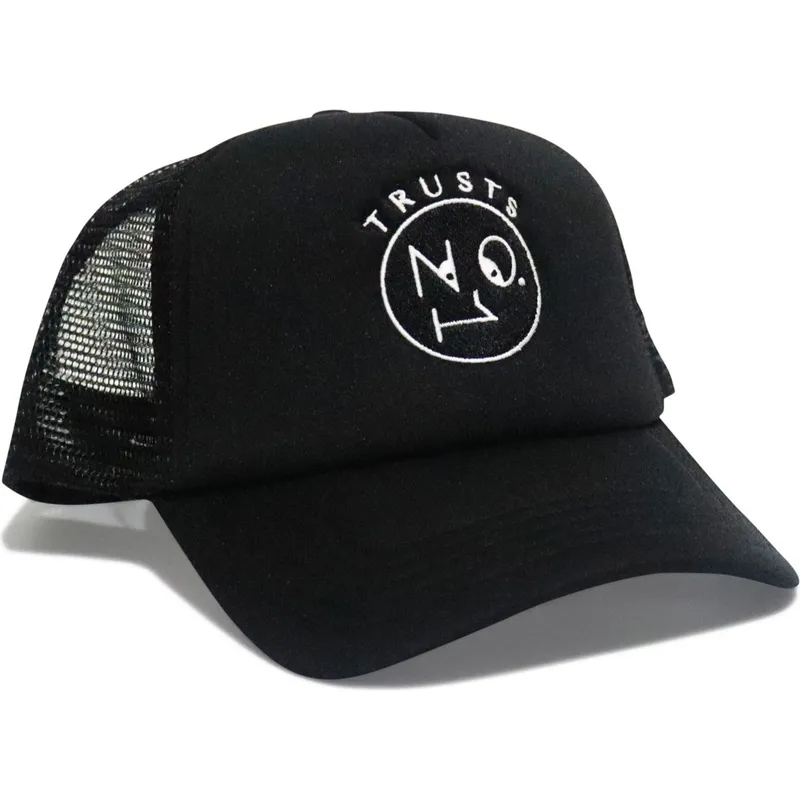 truckerkeps-svart-trusts-no1-neoprene-black-white-logo-fran-the-no1-face