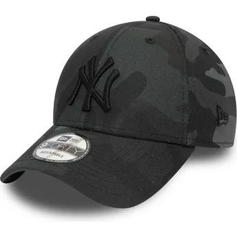 Justerbar svart kamouflagekurva keps med svart logotyp 9FORTY League Essential av New York Yankees MLB från New Era