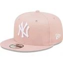 kepsar-plana-rosa-snapback-9fifty-league-essential-fran-new-york-yankees-mlb-av-new-era