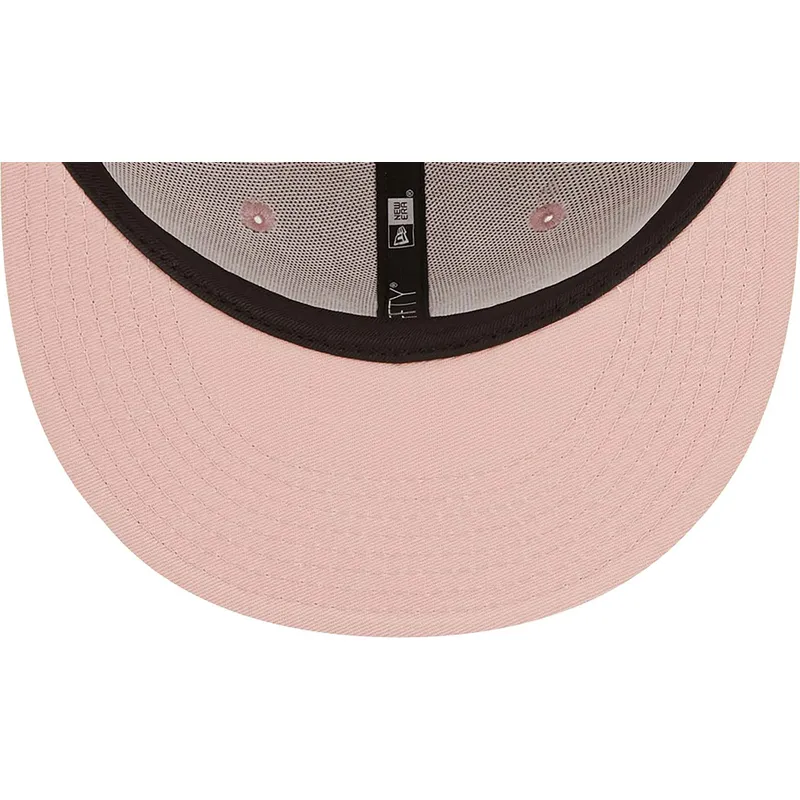 kepsar-plana-rosa-snapback-9fifty-league-essential-fran-new-york-yankees-mlb-av-new-era