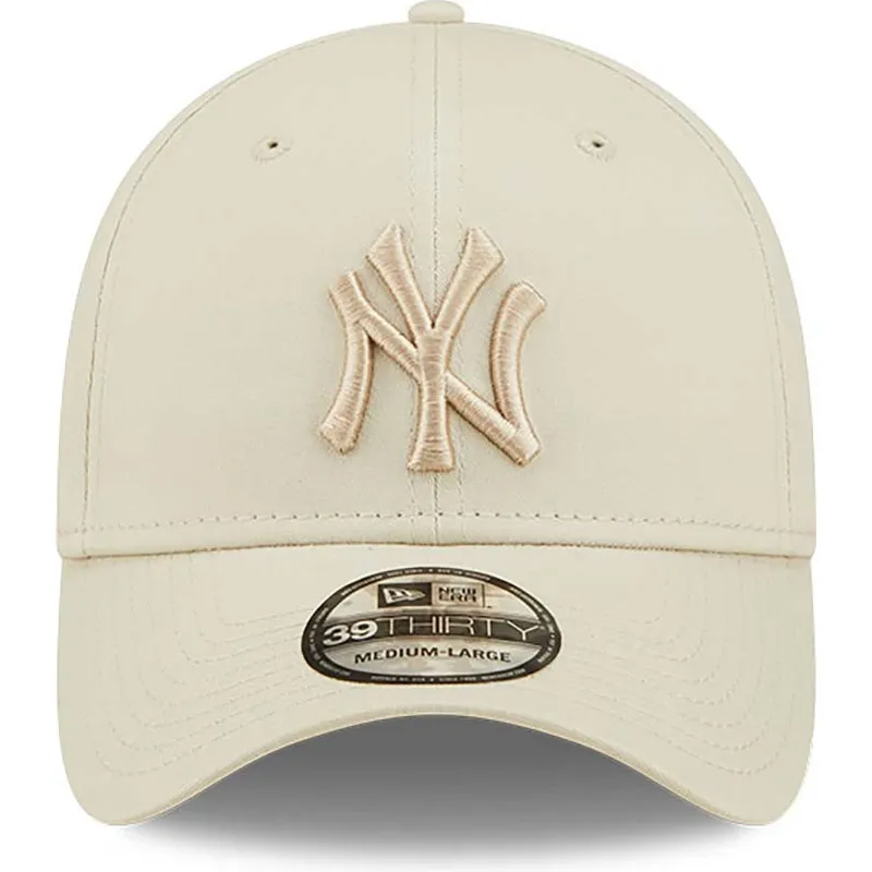 beige-bojd-keps-med-justerbar-passform-och-beige-logotyp-39thirty-league-essential-fran-new-york-yankees-mlb-av-new-era