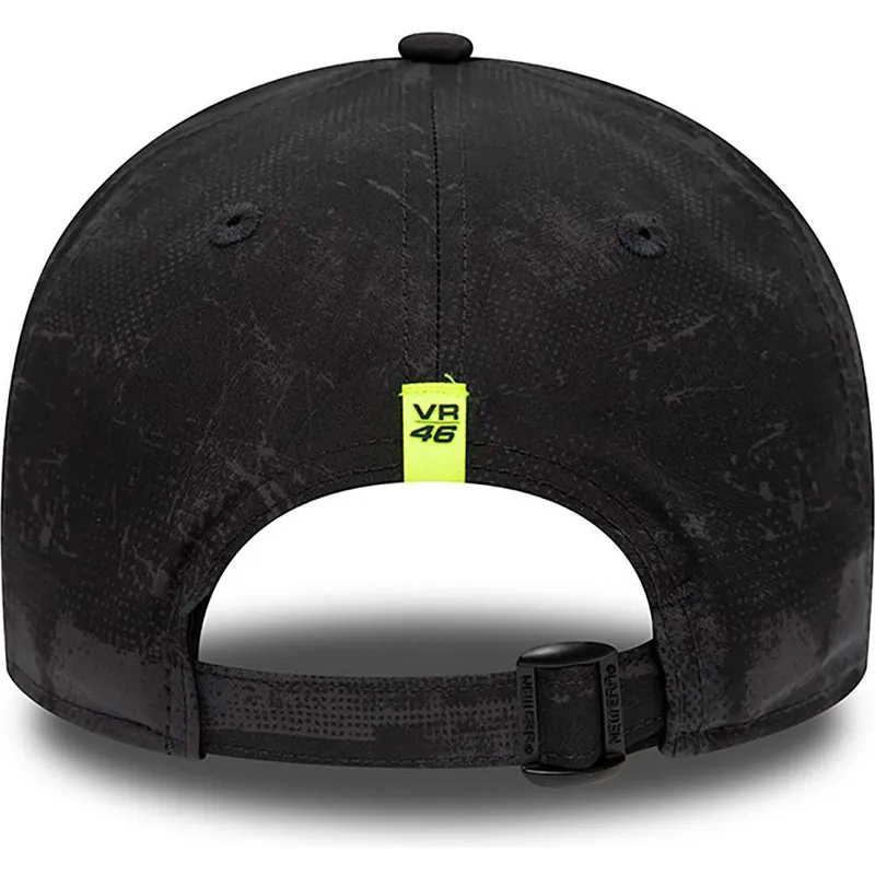 kepsar-curva-svart-justerbart-band-valentino-rossi-vr46-9forty-all-over-print-fran-valentino-rossi-vr46-motogp-av-new-era