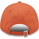 new-era-new-york-yankees-mlb-9forty-league-essential-orange-justerbar-kurvkeps-med-beige-logotyp