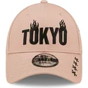 rosa-justerbar-tokyo-9forty-graphic-keps-med-bojd-skarm-fran-new-era