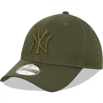 Grön böjd snapback-keps med grönt logo 9FORTY League Essential från New York Yankees MLB av New Era