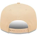beige-platt-snapbackkeps-9fifty-league-essential-new-york-yankees-mlb-fran-new-era