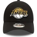 svart-justerbar-9forty-gradient-infill-los-angeles-lakers-nba-keps-med-bojd-skarm-fran-new-era