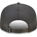 svart-platt-snapback-keps-med-svart-logotyp-9fifty-gore-tex-new-york-yankees-mlb-fran-new-era