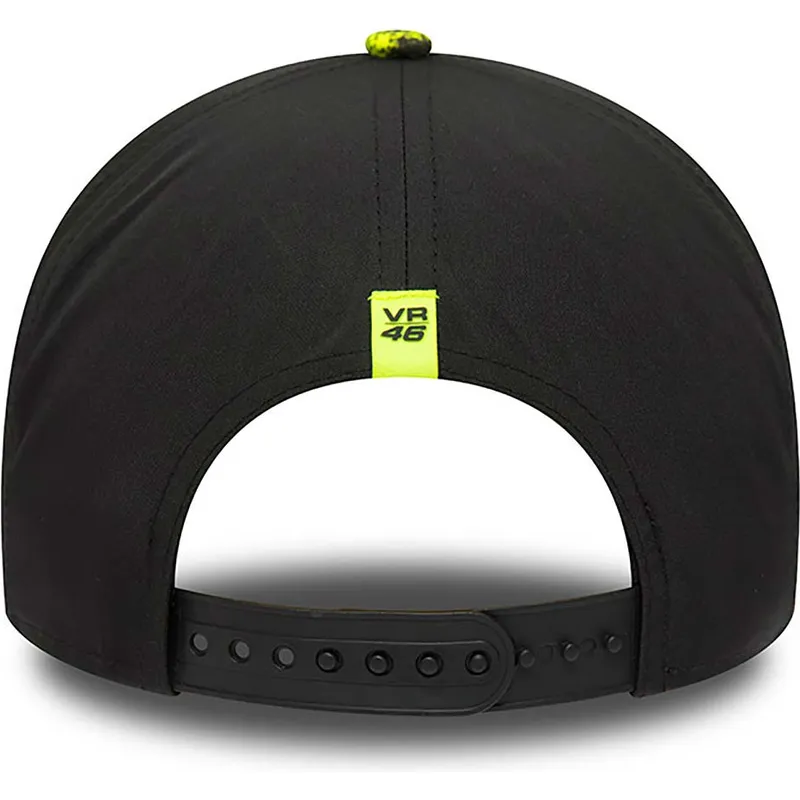 kepsar-curva-gul-snapback-valentino-rossi-vr46-9forty-all-over-print-fran-valentino-rossi-vr46-motogp-av-new-era kepsar-curva-gul-snapback-valentino-rossi-vr46-9forty-all-over-print-fran-valentino-rossi-vr46-motogp-av-new-era