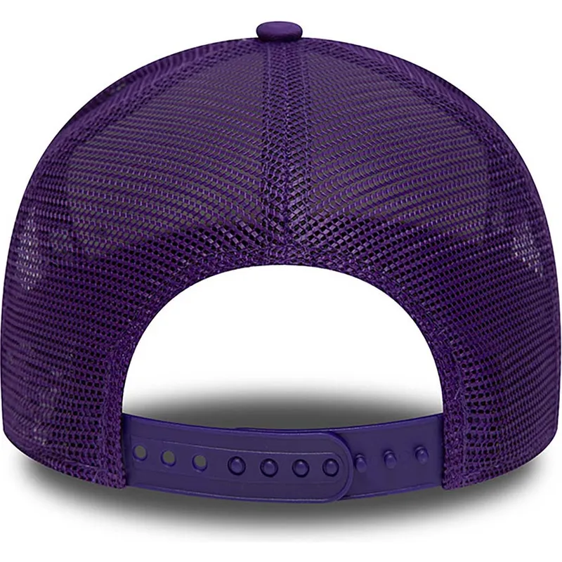 kepsar-curva-violett-snapback-a-frame-league-champions-fran-los-angeles-lakers-nba-av-new-era kepsar-curva-violett-snapback-a-frame-league-champions-fran-los-angeles-lakers-nba-av-new-era