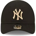 new-era-new-york-yankees-mlb-9forty-league-essential-justerbar-svart-bojd-keps-for-smabarn-med-beige-logotyp